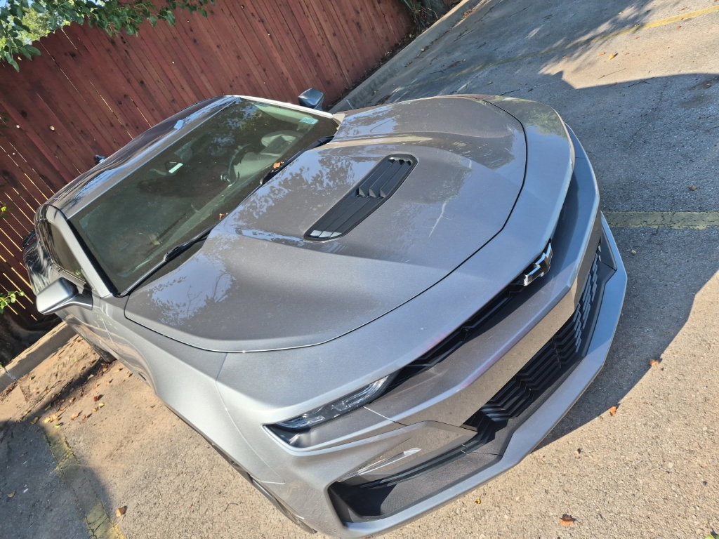 Used 2021 Chevrolet Camaro SS RWD image 17