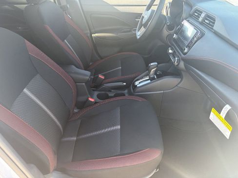 New 2025 Nissan Versa SR w/ Trunk Package image 12