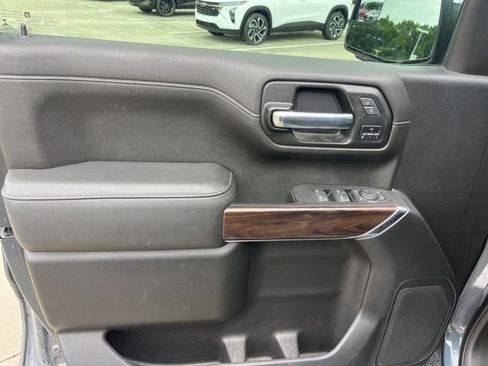 Used 2021 GMC Sierra 1500 SLT AWD/4WD image 15