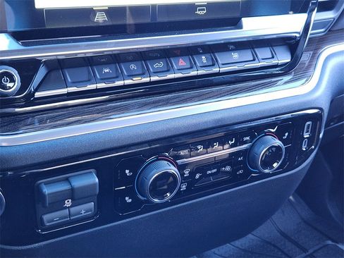 New 2026 Chevrolet Silverado 1500 LT w/ LPO, Dark Essentials Package image 19