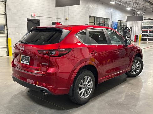 New 2025 MAZDA CX-5 AWD 2.5 S w/ Preferred Package image 2