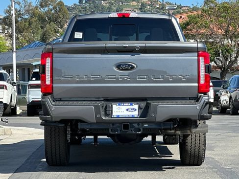 New 2026 Ford F250 XLT w/ XLT Premium Package AWD/4WD image 4
