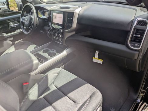 New 2026 RAM 1500 Express AWD/4WD image 28