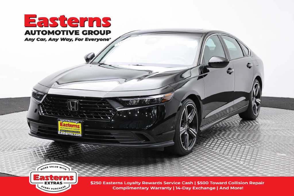Used 2024 Honda Accord Sport image 1