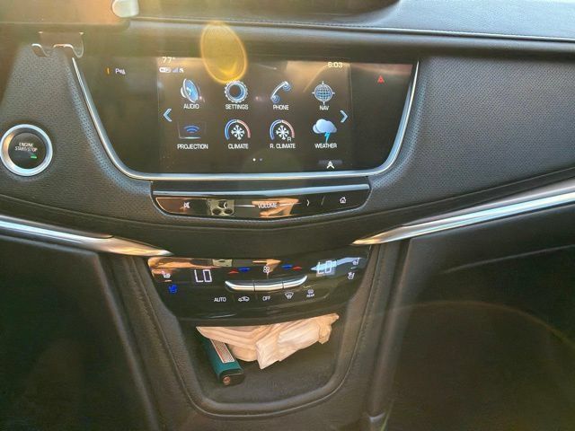 Used 2018 Cadillac XT5 Premium Luxury FWD image 18
