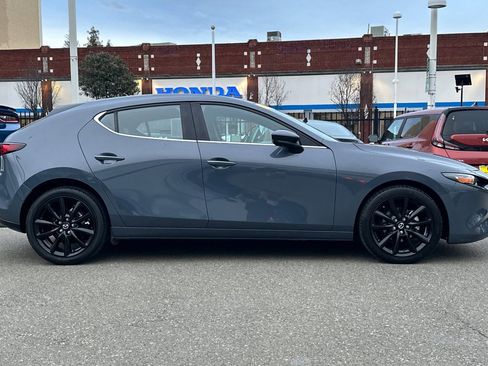 Used 2022 MAZDA MAZDA3 s image 3