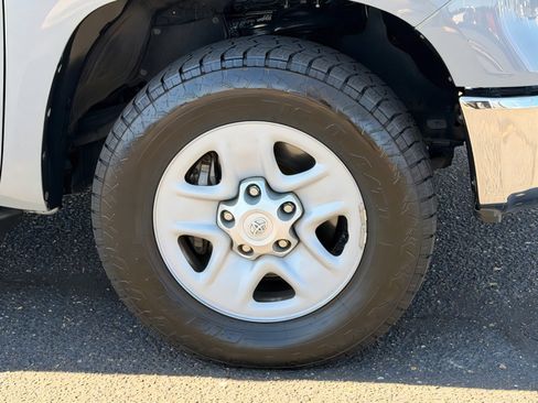Used 2019 Toyota Tundra SR5 image 9