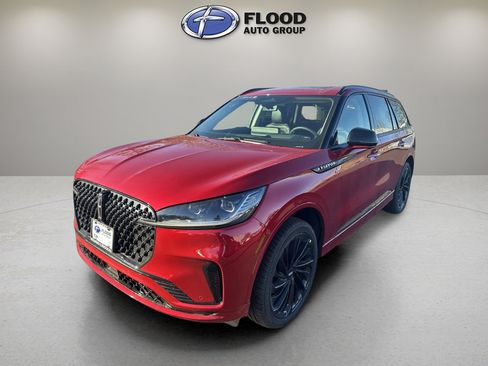 New 2025 Lincoln Aviator Reserve w/ Jet Appearance Package image 3