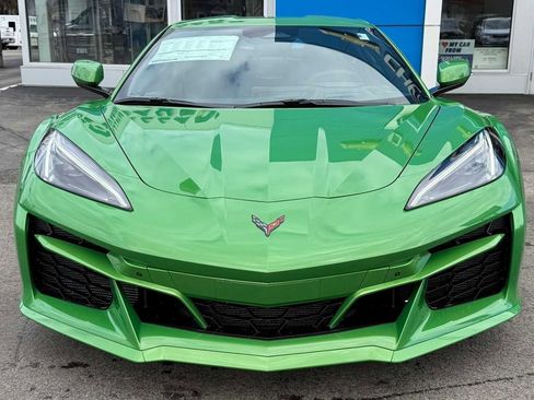 New 2026 Chevrolet Corvette E-Ray w/ ZER Performance Package image 2