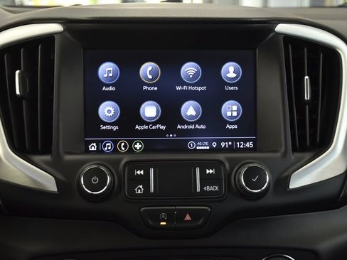 Used 2023 GMC Terrain SLT w/ Tech Package FWD image 15