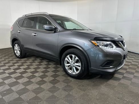 Used 2016 Nissan Rogue AWD image 2