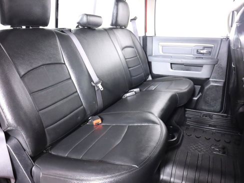 Used 2017 RAM 1500 Classic SLT image 41