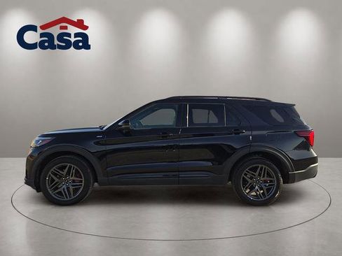 Used 2025 Ford Explorer ST-Line w/ ST-Line Street Pack AWD/4WD image 5