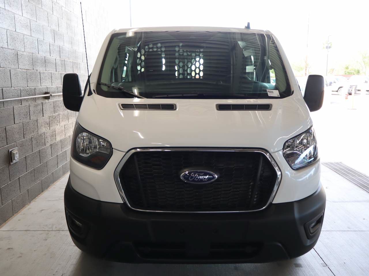 Used 2025 Ford Transit 250 Low Roof w/ Exterior Upgrade Package RWD image 4