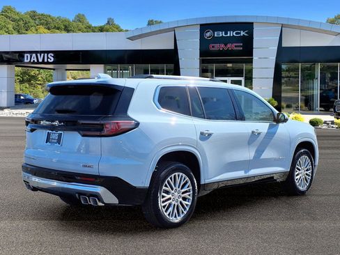 New 2026 GMC Acadia Denali w/ Super Cruise Package AWD/4WD image 4