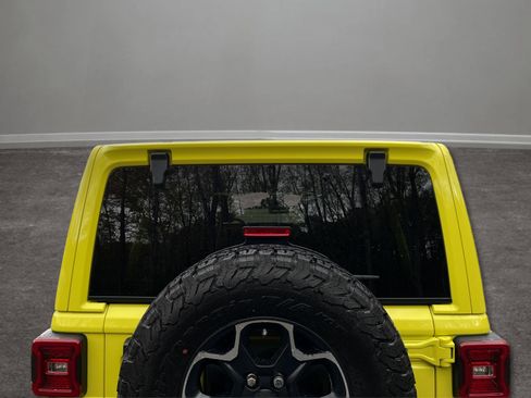 Used 2023 Jeep Wrangler Unlimited Rubicon 4xe w/ Steel Bumper Group image 29