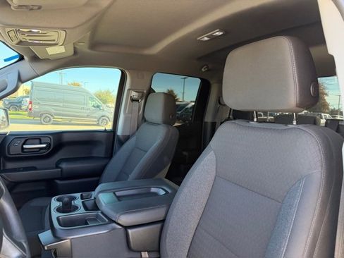 Used 2024 Chevrolet Silverado 1500 Custom image 10