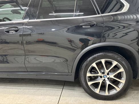 Used 2022 BMW X5 xDrive40i w/ Luxury Seating Package AWD/4WD image 8