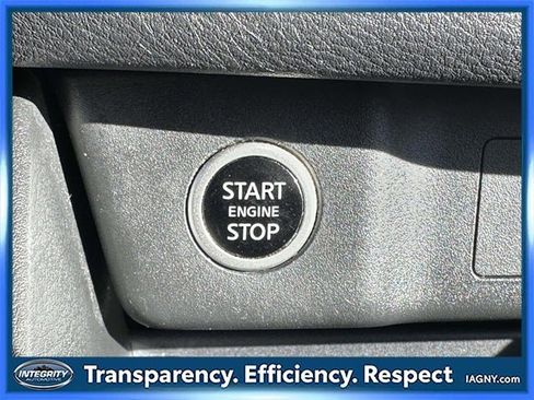 Certified 2022 Nissan Rogue SV w/ SV Premium Package image 29