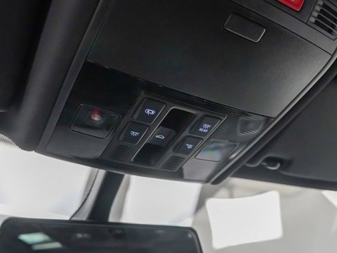 Used 2016 Volkswagen GTI SE image 26