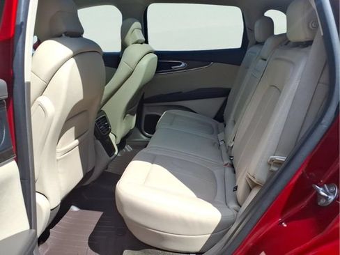 Used 2019 Lincoln Nautilus Reserve AWD/4WD image 9