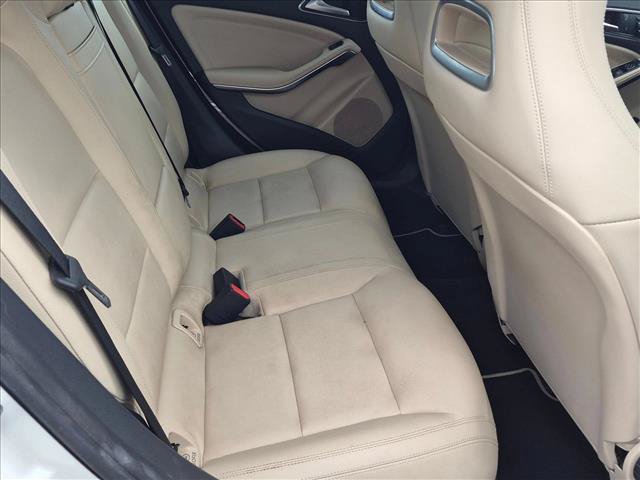Used 2016 Mercedes-Benz CLA 250 image 19