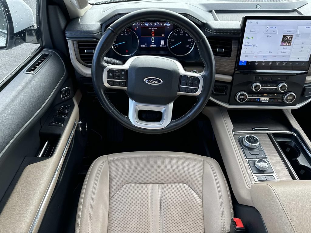 Used 2024 Ford Expedition Limited AWD/4WD image 15