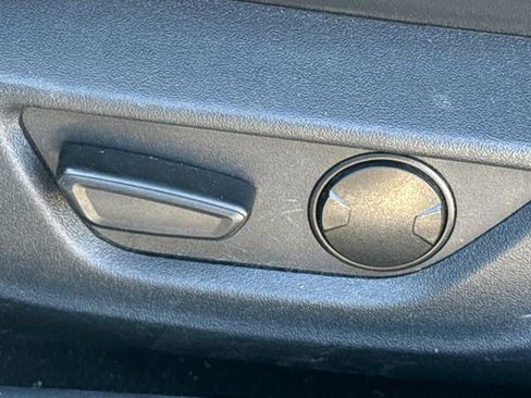 Used 2024 Ford Mustang Premium image 19