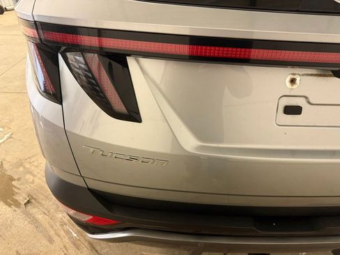 Certified 2022 Hyundai Tucson Limited image 12