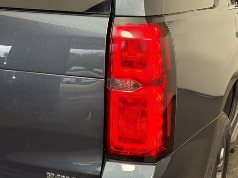 Used 2019 Chevrolet Tahoe LS image 32
