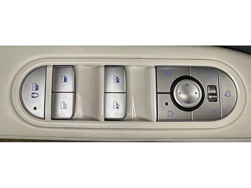 Used 2024 Hyundai Ioniq 5 Limited AWD/4WD image 35