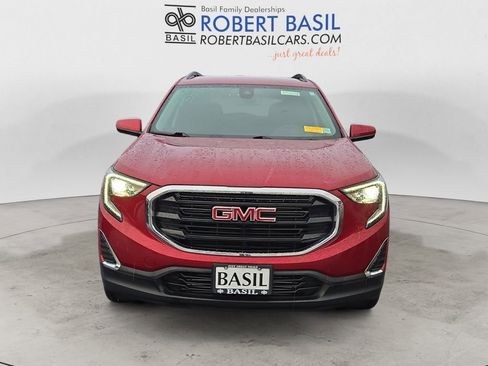 Used 2020 GMC Terrain SLE w/ Driver Convenience Package image 8