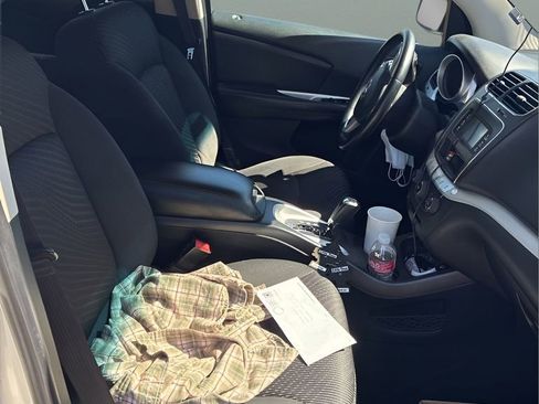 Used 2015 Dodge Journey SXT w/ Flexible Seating Group AWD/4WD image 5