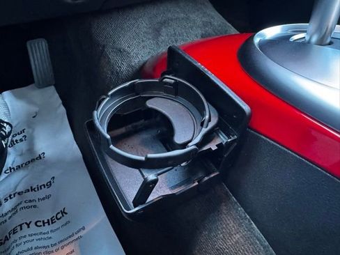 Used 2004 Chevrolet SSR w/ Preferred Equipment Group image 15