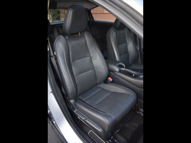 Used 2020 Honda HR-V EX-L image 35