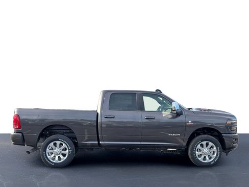 New 2026 RAM 2500 Laramie w/ Sport Appearance Package AWD/4WD image 6