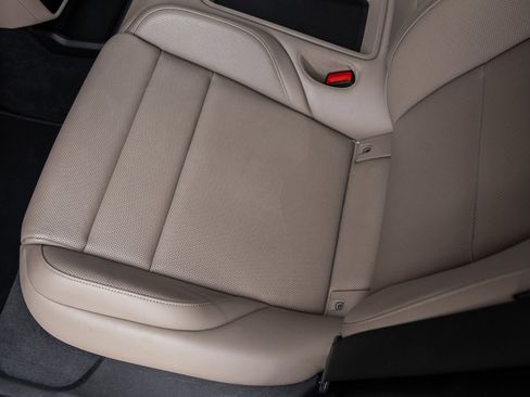 Certified 2023 Porsche Taycan image 35