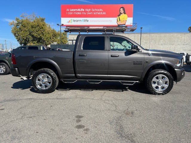 Used 2018 RAM 2500 Big Horn w/ Sport Appearance Group AWD/4WD image 8