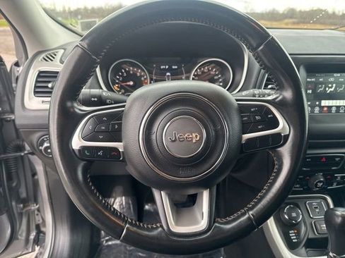 Used 2020 Jeep Compass Latitude image 13