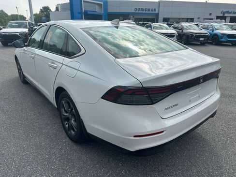 Used 2023 Honda Accord EX image 7