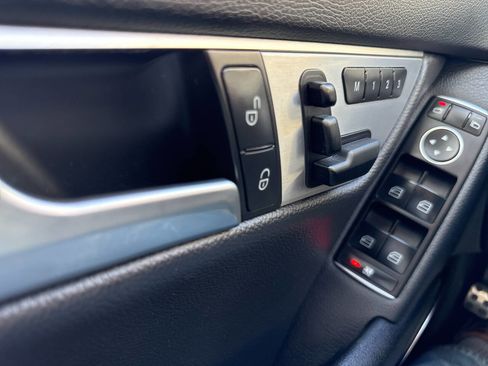 Used 2014 Mercedes-Benz C 300 4MATIC Sedan image 18