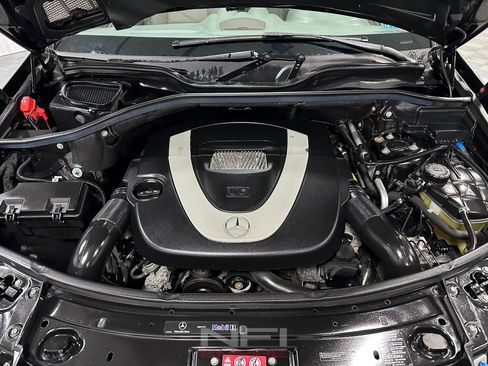 Used 2011 Mercedes-Benz ML 350 4MATIC image 50