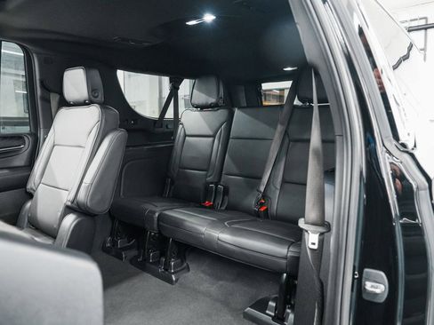 Used 2023 GMC Yukon XL Denali image 33