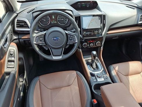 Used 2024 Subaru Forester Touring AWD/4WD image 2