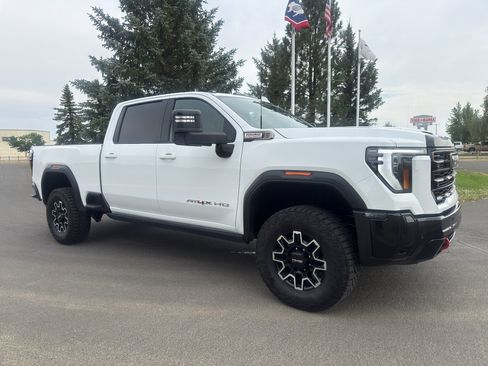 Used 2026 GMC Sierra 2500 AT4X AWD/4WD image 7