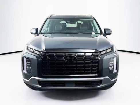 Used 2025 Hyundai Palisade Limited image 2