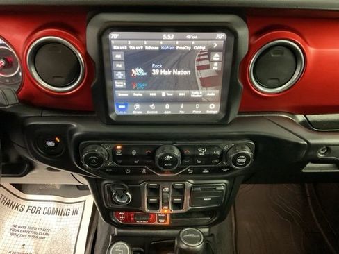 Used 2021 Jeep Gladiator Rubicon image 16