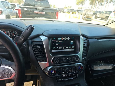 Used 2017 Chevrolet Tahoe LS image 10