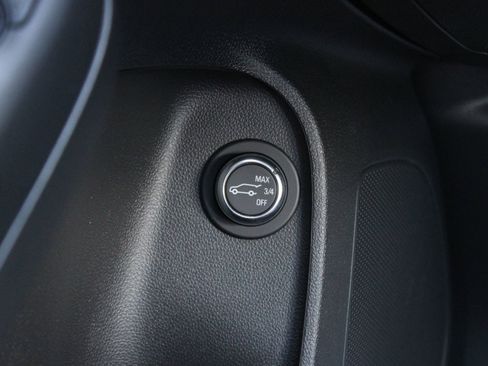 Used 2024 Buick Envista Preferred w/ Convenience I Package image 23