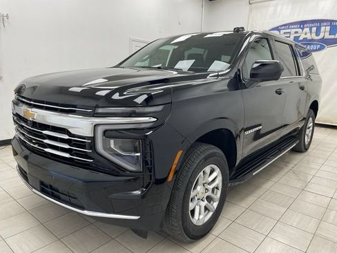 New 2026 Chevrolet Suburban LT AWD/4WD image 18
